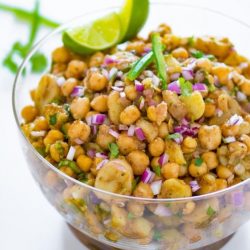 aloo channa chat